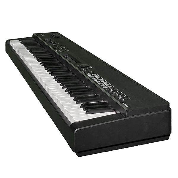 Yamaha CP4 1 Yamaha CP4
